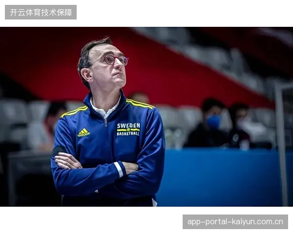 俱乐部名帅的换人经验构成挑战，国家队主帅临场调度能力将决定比赛走向